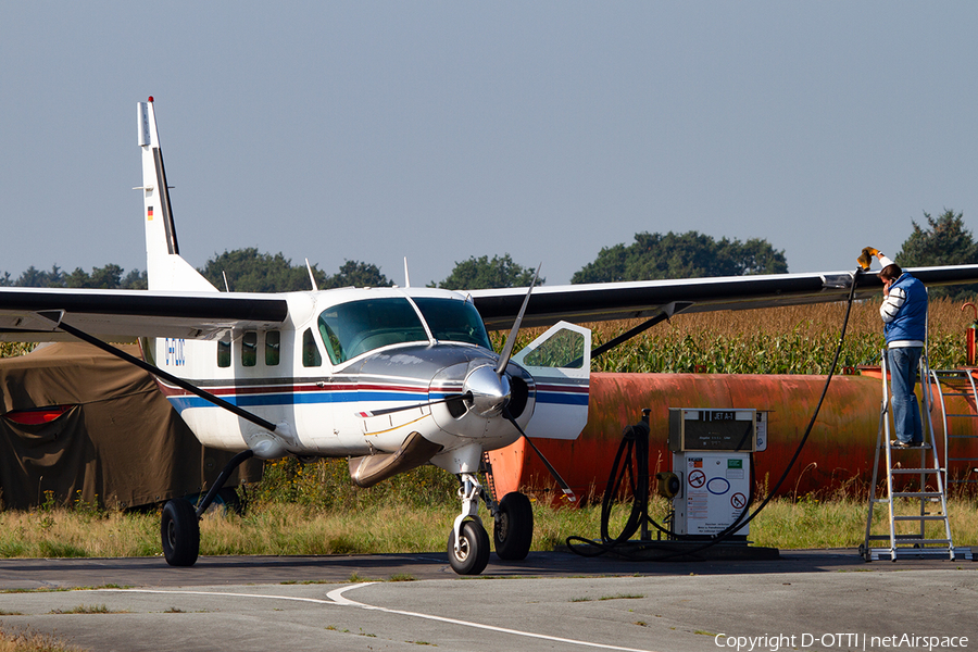 Sky-Fun Cessna 208B Grand Caravan (D-FLOC) | Photo 393008