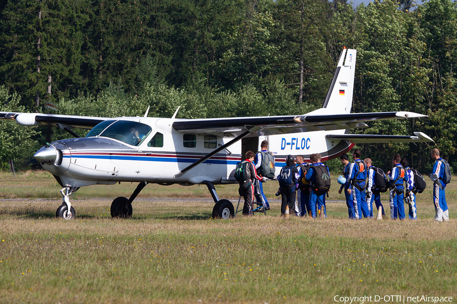 Sky-Fun Cessna 208B Grand Caravan (D-FLOC) | Photo 393019