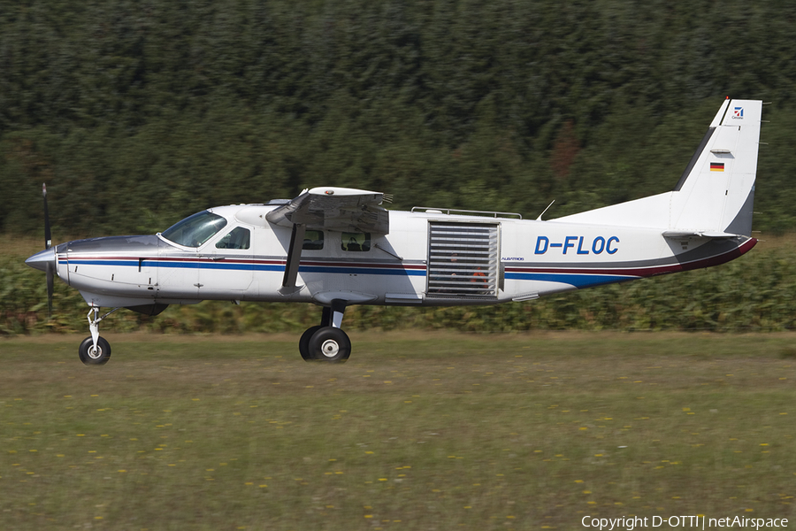 Sky-Fun Cessna 208B Grand Caravan (D-FLOC) | Photo 393030