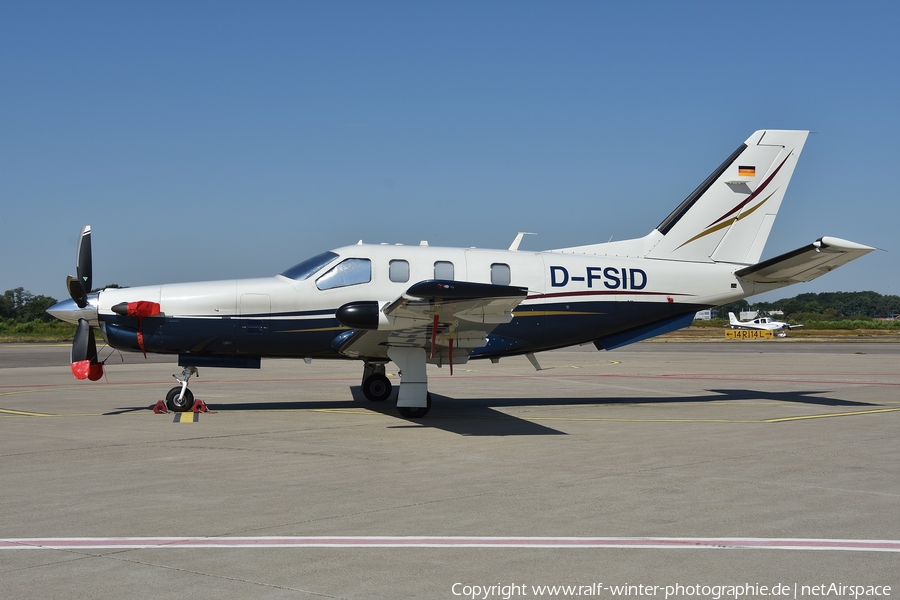 (Private) Socata TBM 700C2 (D-FSID) | Photo 358813