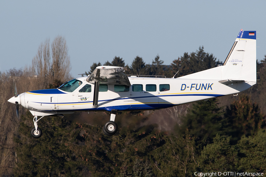 IAS Itzehoer Airservice Cessna 208 Caravan I (D-FUNK) | Photo 660131