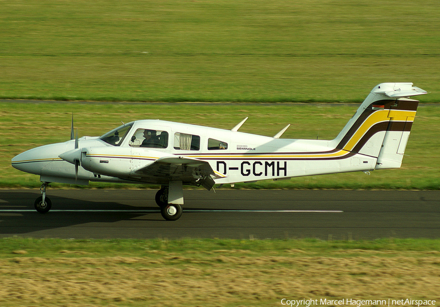 (Private) Piper PA-44-180 Seminole (D-GCMH) | Photo 125081