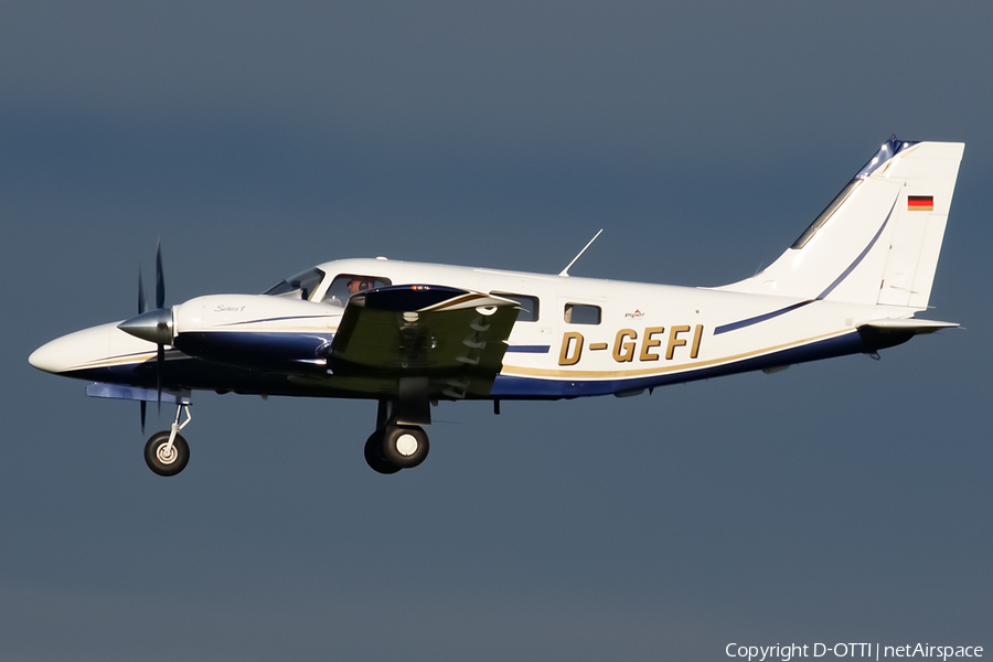 (Private) Piper PA-34-220T Seneca V (D-GEFI) | Photo 479905