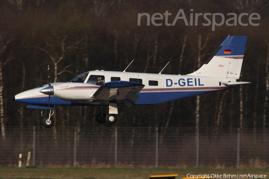 (Private) Piper PA-34-220T Seneca IV (D-GEIL) | Photo 157940