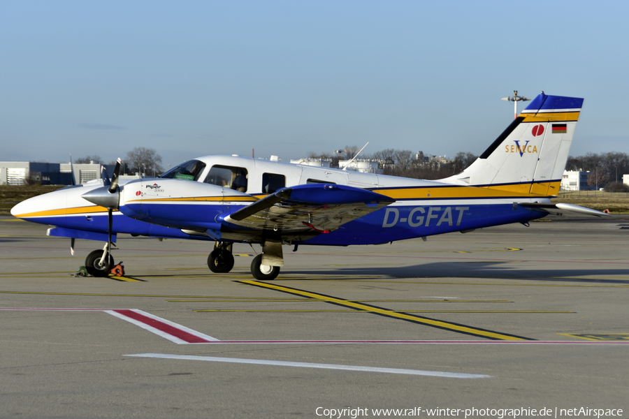 (Private) Piper PA-34-220T Seneca V (D-GFAT) | Photo 534071