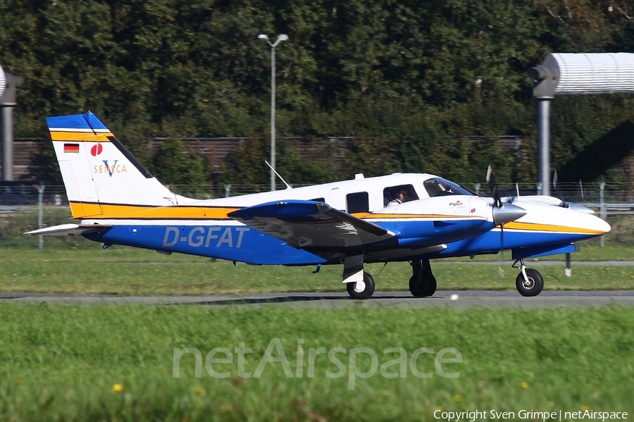 (Private) Piper PA-34-220T Seneca V (D-GFAT) | Photo 474790