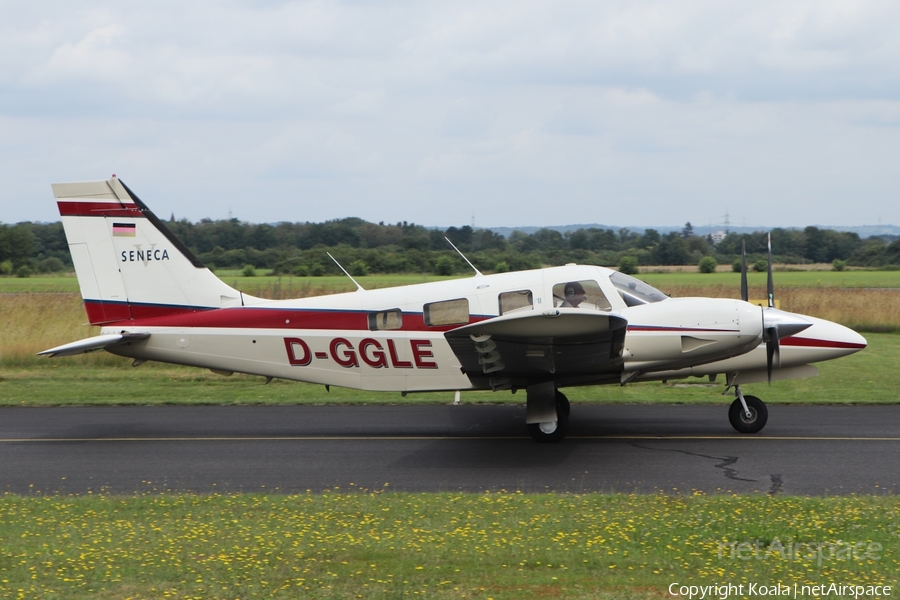(Private) Piper PA-34-220T Seneca V (D-GGLE) | Photo 634661