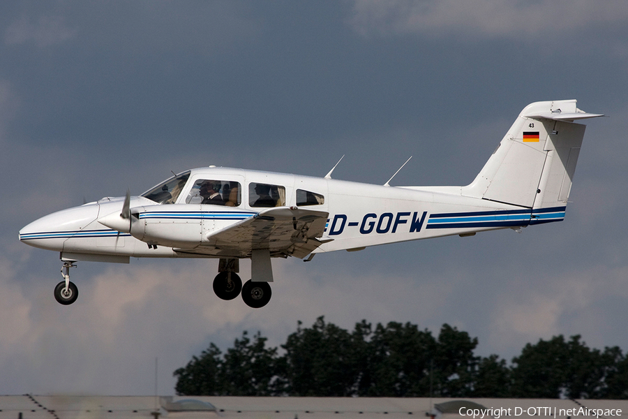 RWL German Flight Academy Piper PA-44-180 Seminole (D-GOFW) | Photo 266630