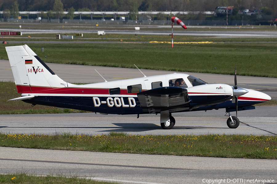 (Private) Piper PA-34-220T Seneca V (D-GOLD) | Photo 505542