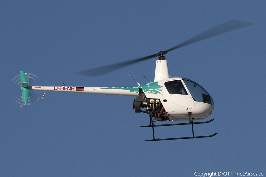 Rotorflug Robinson R22 Beta II (D-HFNH) | Photo 284895