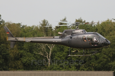 KMN Koopmann Helicopter Eurocopter AS350B2 Ecureuil (D-HKMG) at  Neumünster, Germany