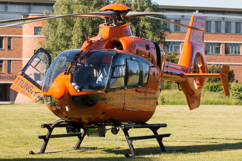 German Interior Ministry - Luftrettung Eurocopter EC135 T2+ (D-HZSD) at  Hamburg, Germany