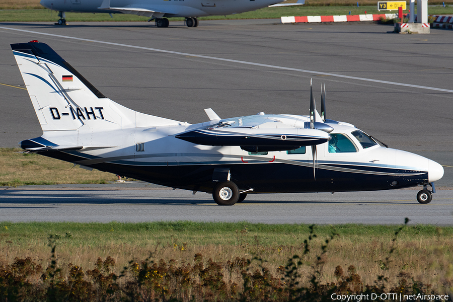 (Private) Mitsubishi MU-2P (MU-2B-26A) (D-IAHT) | Photo 402766