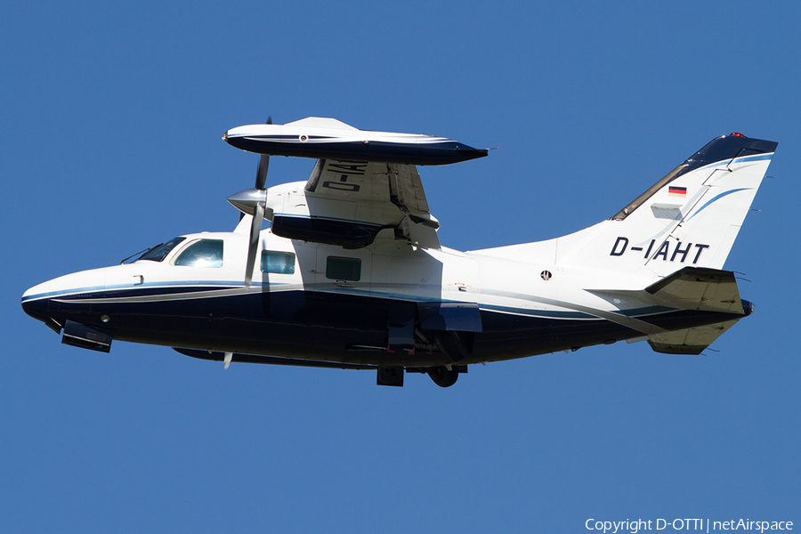 (Private) Mitsubishi MU-2P (MU-2B-26A) (D-IAHT) | Photo 496000