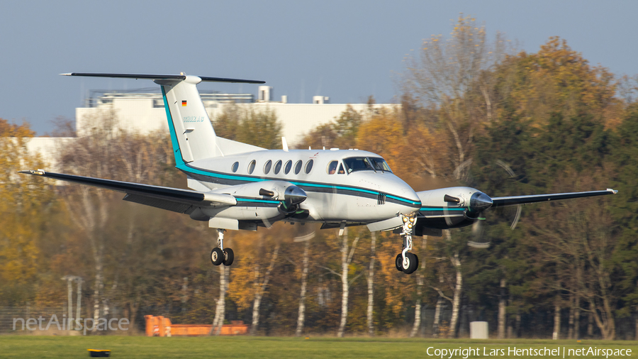 (Private) Beech King Air B200 (D-ICHG) | Photo 409868