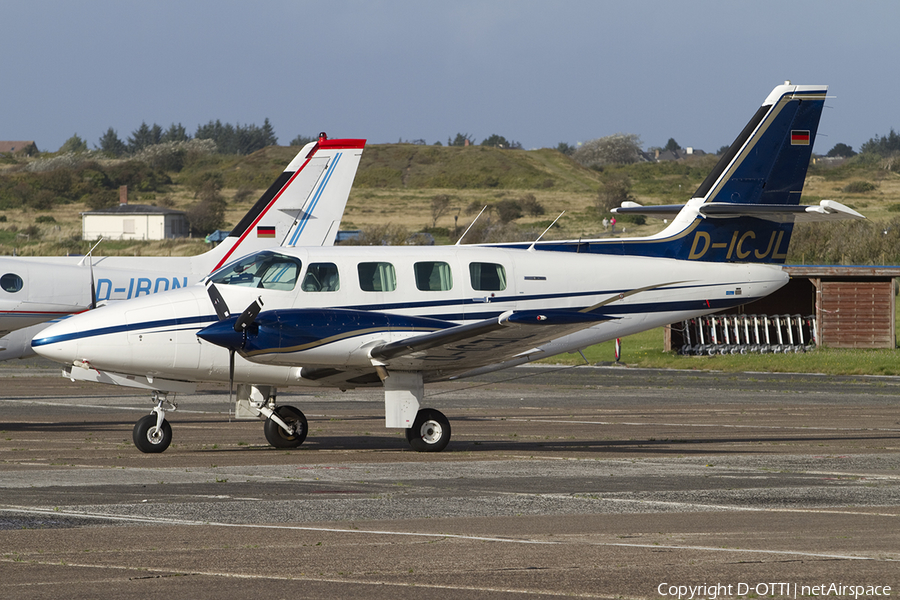AirShampoo Flight Academy. Cessna T303 Crusader (D-ICJL) | Photo 394318