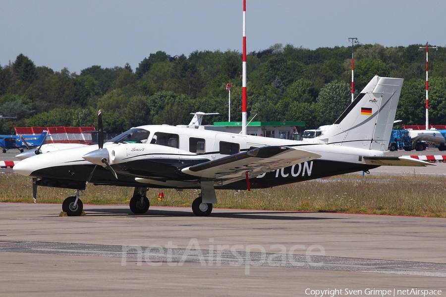 (Private) Piper PA-34-220T Seneca V (D-ICON) | Photo 388000