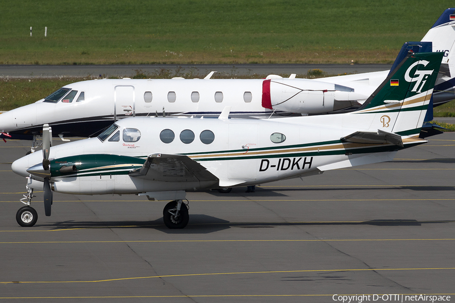 (Private) Beech C90GTi King Air (D-IDKH) | Photo 183600