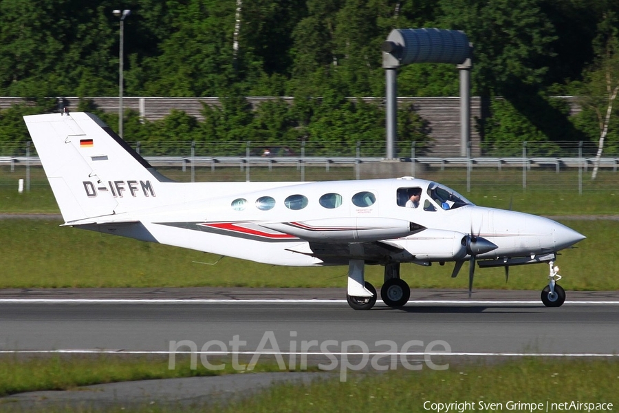 Heli-Flight Cessna 414 Chancellor (D-IFFM) | Photo 46392
