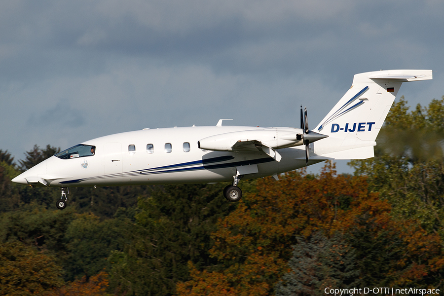 AirGO Flugservice Piaggio P.180 Avanti (D-IJET) | Photo 405861