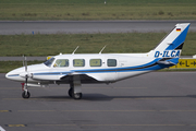 (Private) Piper PA-31-325 Navajo c/r (D-ILCA) at  Hamburg - Fuhlsbuettel (Helmut Schmidt), Germany