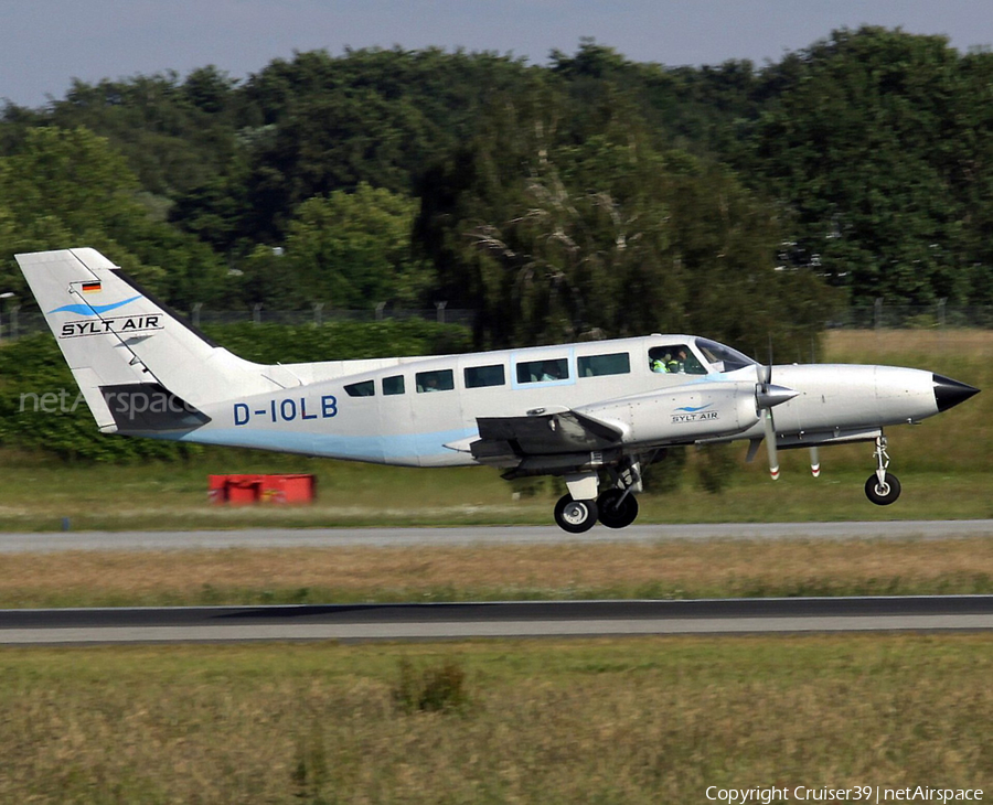 Sylt Air Cessna 404 Titan (D-IOLB) | Photo 530679