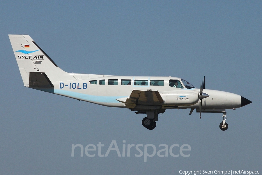 Sylt Air Cessna 404 Titan (D-IOLB) | Photo 247021