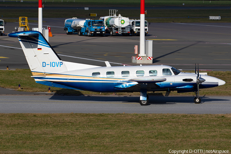 Heli-Flight Piper PA-42-720 Cheyenne IIIA (D-IOVP) | Photo 367858
