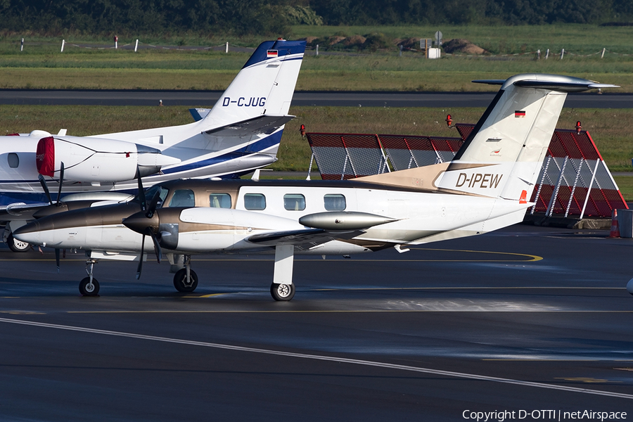 (Private) Piper PA-42-1000 Cheyenne 400 (D-IPEW) | Photo 187259