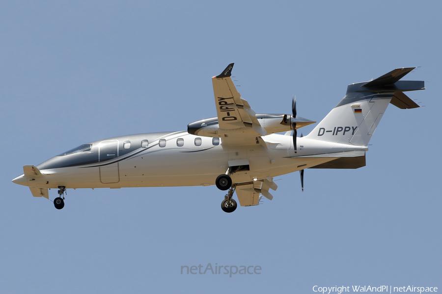 AirGO Flugservice Piaggio P.180 Avanti Evo (D-IPPY) | Photo 577020