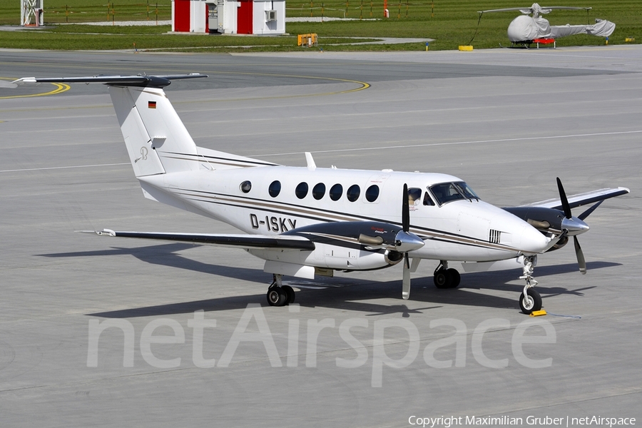 Air Hamburg Beech King Air B200 (D-ISKY) | Photo 109249