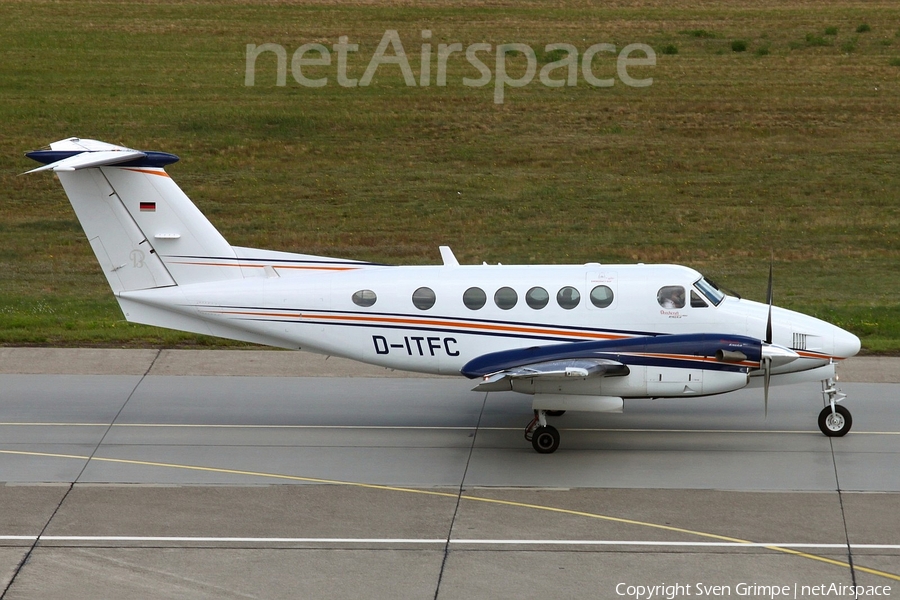 (Private) Beech King Air B200 (D-ITFC) | Photo 52864