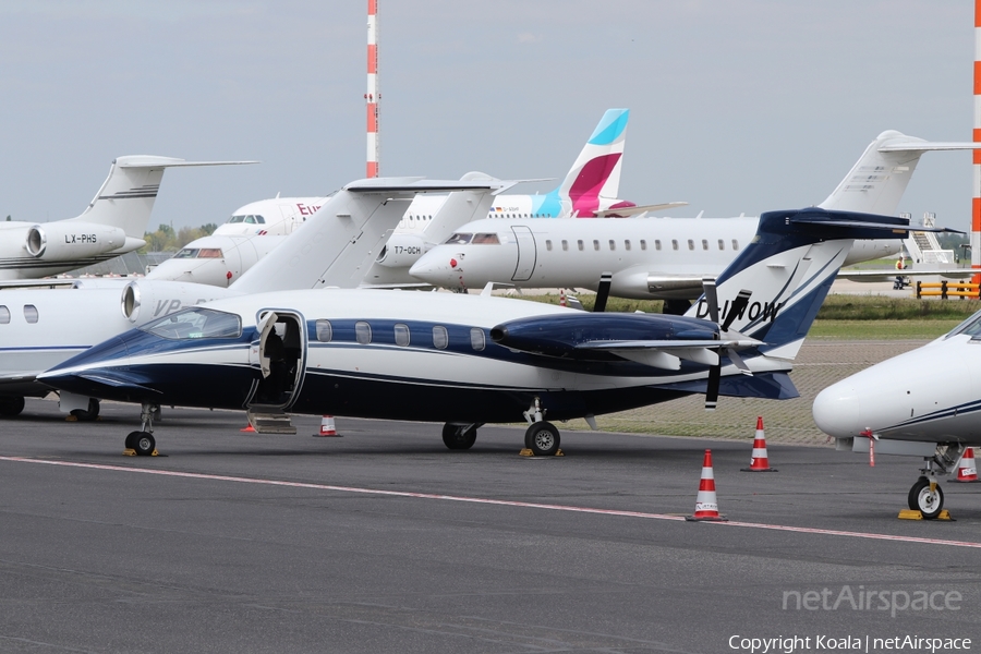 (Private) Piaggio P.180 Avanti II (D-IWOW) | Photo 567515