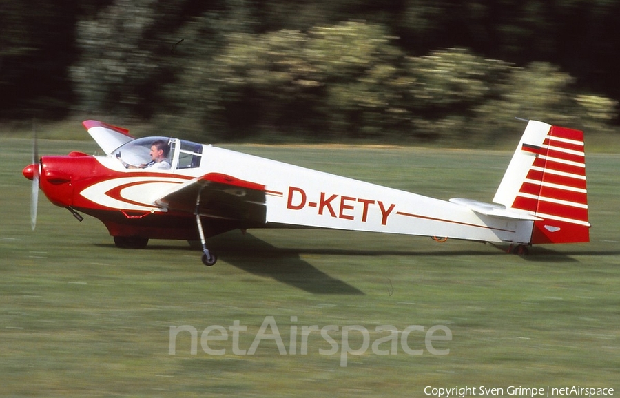 (Private) Scheibe SF-25C Falke (D-KETY) | Photo 362656