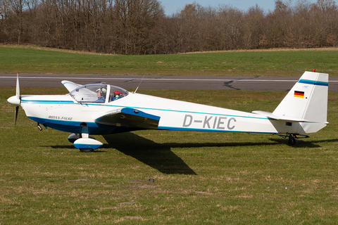 (Private) Scheibe SF-25C Falke (D-KIEC) at  St. Michaelisdonn, Germany