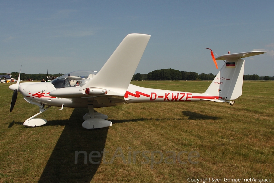 Airbus HFB Motorfluggruppe Diamond HK36TC-100 Super Dimona (D-KWZE) | Photo 589365