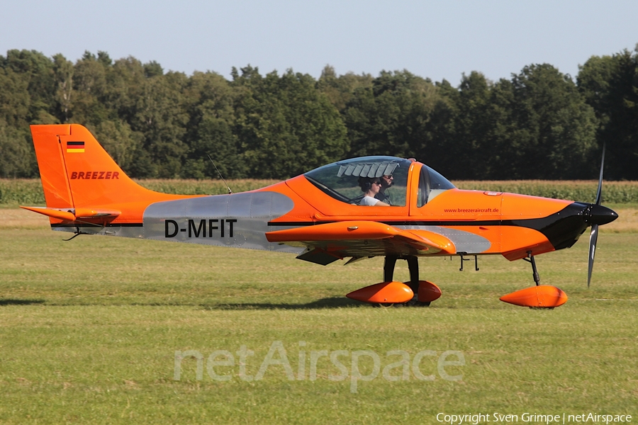 (Private) Aerostyle Breezer (D-MFIT) | Photo 589729