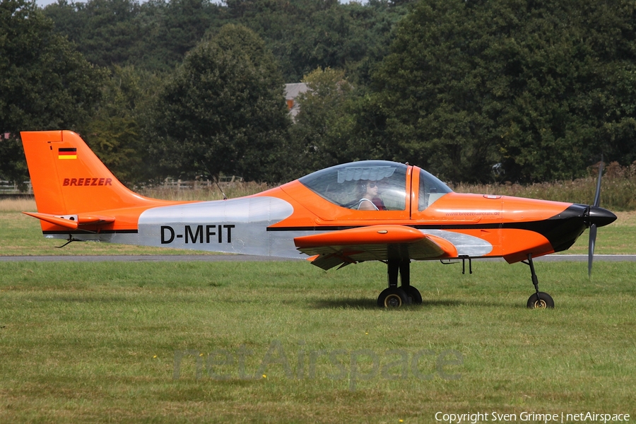 (Private) Aerostyle Breezer (D-MFIT) | Photo 645799