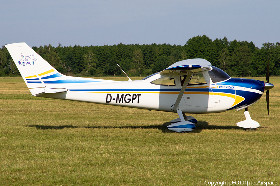 Flugwelt Aeropilot Legend 540 (D-MGPT) | Photo 582232
