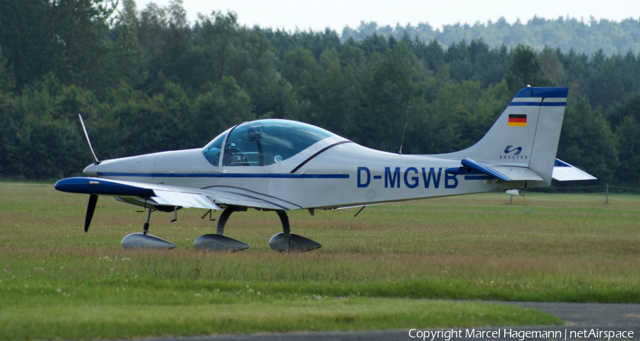 (Private) Aerostyle Breezer B400 (D-MGWB) | Photo 110257