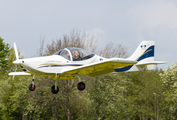 Itzehoer Luftsportverein Aerostyle Breezer B400 (D-MILV) at  Itzehoe - Hungriger Wolf, Germany