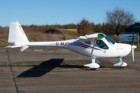 Remos Club Remos GX (D-MJOH) at  Husum-Schwesing, Germany
