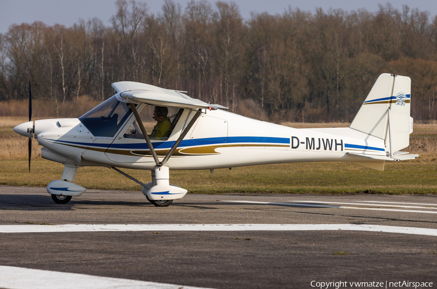 (Private) Ikarus C42 (D-MJWH) | Photo 668844