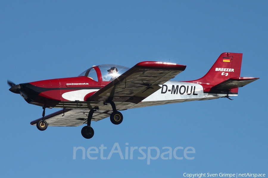 (Private) Aerostyle Breezer CL (D-MOUL) | Photo 187290