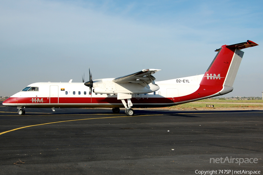 Heli Malongo (HM) Airways de Havilland Canada DHC-8-315 (D2-EYL) | Photo 40690