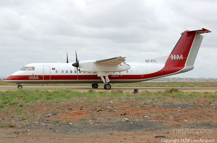 Heli Malongo (HM) Airways de Havilland Canada DHC-8-315 (D2-EYL) | Photo 92499