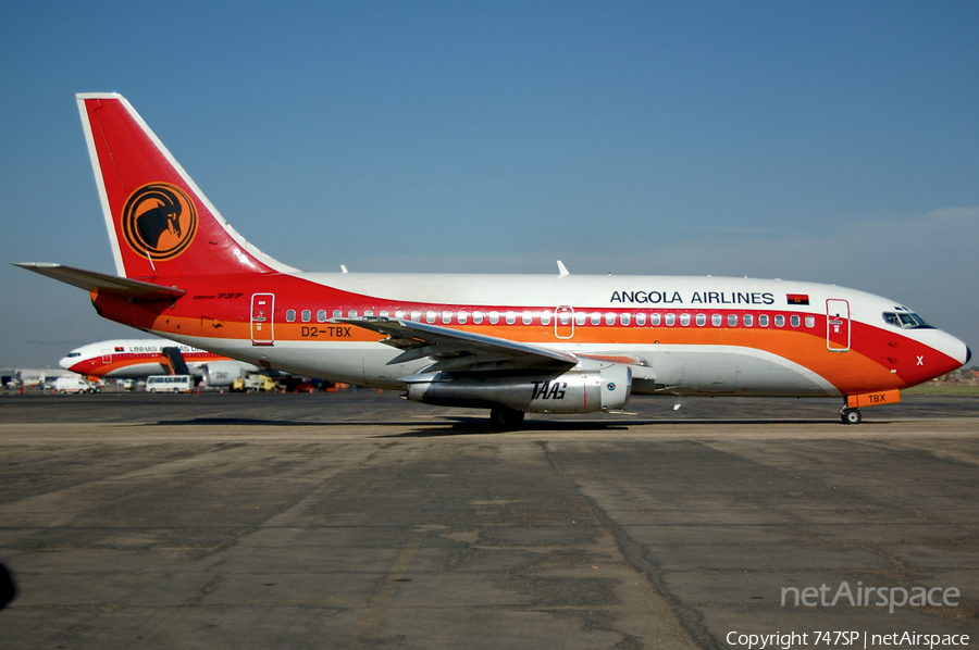 TAAG Angola Airlines Boeing 737-2M2(Adv) (D2-TBX) | Photo 47252