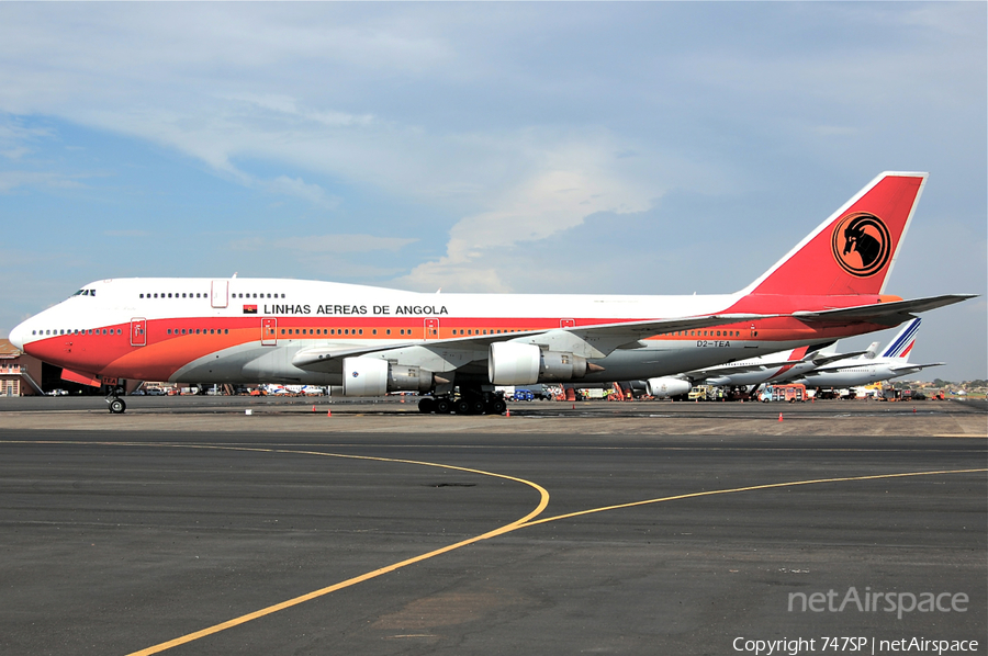 TAAG Angola Airlines Boeing 747-312 (D2-TEA) | Photo 41311