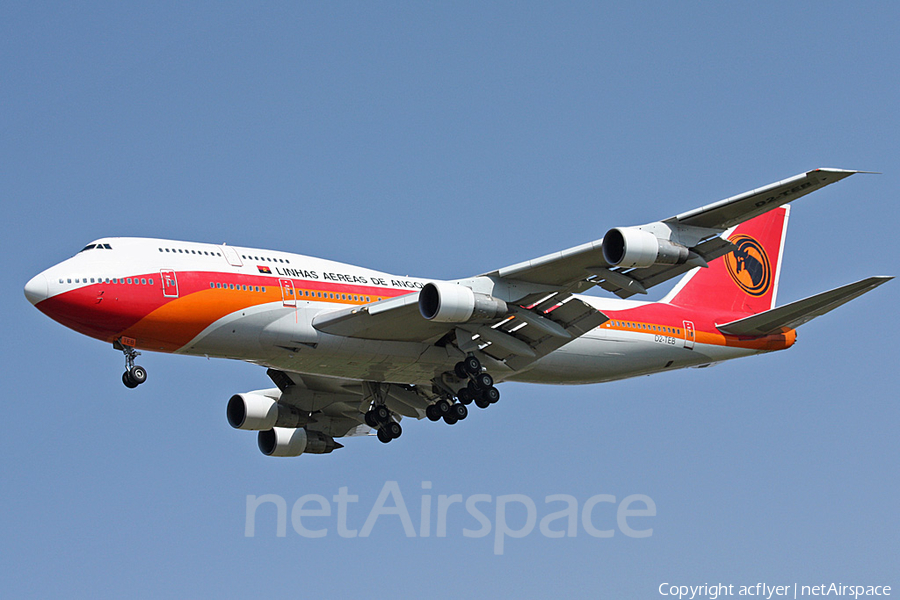TAAG Angola Airlines Boeing 747-357 (D2-TEB) | Photo 205515