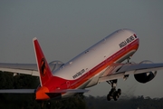 TAAG Angola Airlines Boeing 777-3M2(ER) (D2-TEG) at  Porto, Portugal